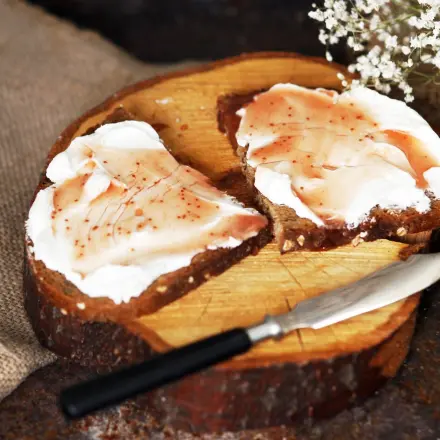 Frischkäse statt Butter zum Frühstück