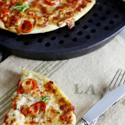 Selbstgemachter Pizzateig