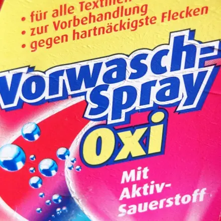 Ketchup aus Kleidung herausbekommen
