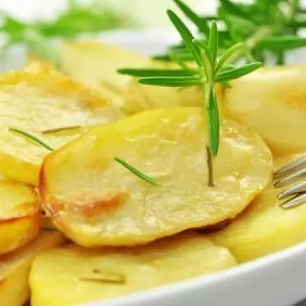 Braune knusprige Bratkartoffeln