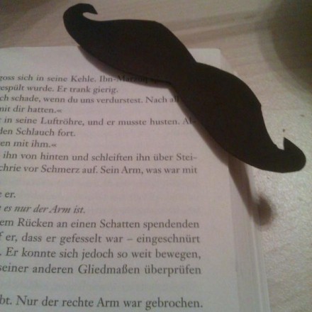 Mustache Lesezeichen