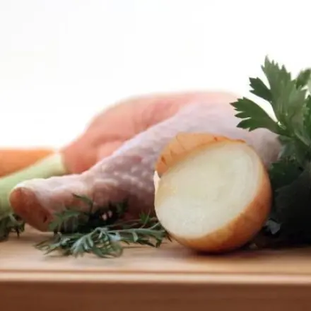 Hühnchen zweifach verwerten - Suppe und Brathuhn