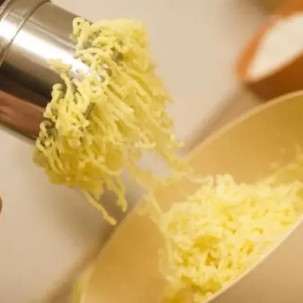 Kartoffelpresse vielseitig verwendbar