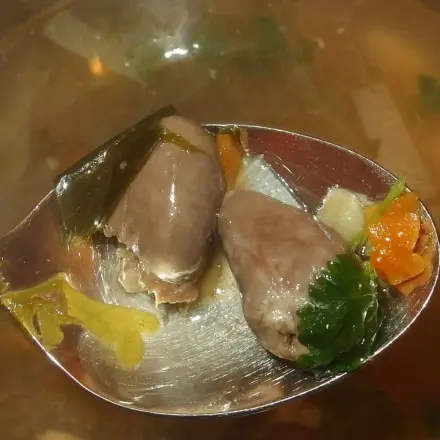Indonesischer Hühnertopf - Menepedal Hati Ayam