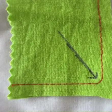 Genähte Ecken von innen ausformen