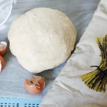 Hefe- oder Brotteig gehen lassen