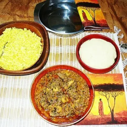 Egusi Suppe - Afrikanisches Gericht mit Melonenkernen