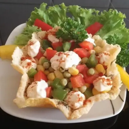 Parmesan-Rosmarinkörbchen