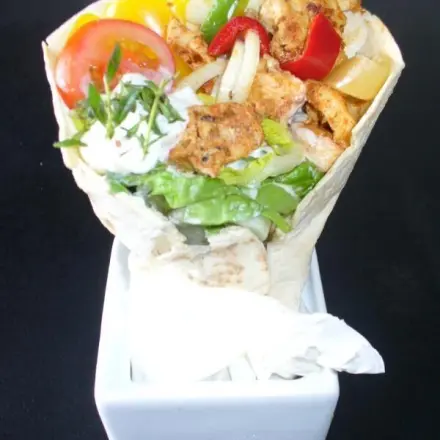 Wraps mit Hähnchenfüllung