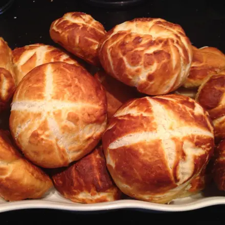 Laugenbrötchen oder Laugengebäck