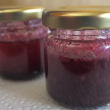 Holunderbeeren-Butter - süßer Brotaufstrich