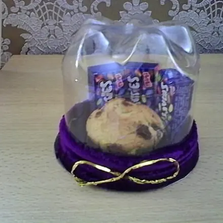 Kleines Mitbringsel in PET Flaschen Verpackung