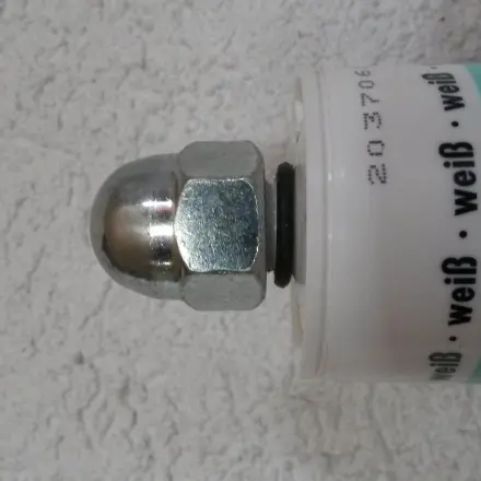 Heimwerken: Kartuschen praktisch verschließen