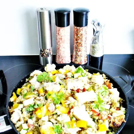 Kabeljau-Bulgur-Zucchini-Paprikapfanne