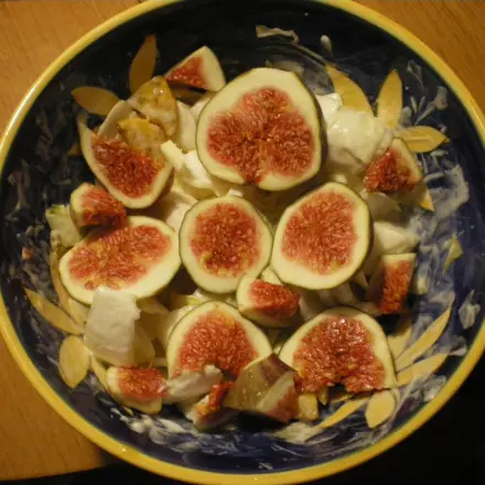 Chicoreesalat mit Feigen