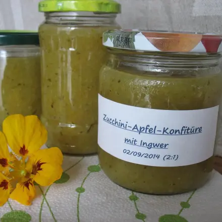 Zucchini-Apfel-Konfitüre mit Ingwer
