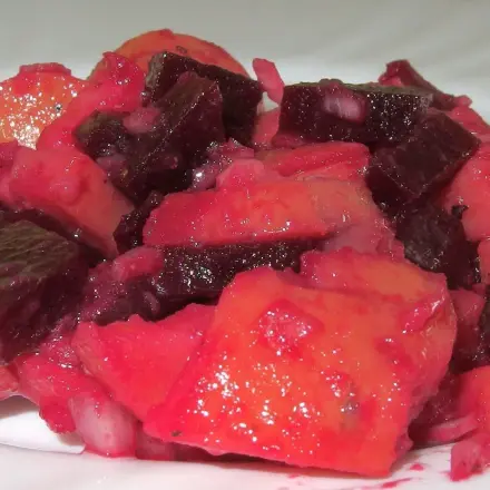Warmer Rote-Bete-Kartoffelsalat
