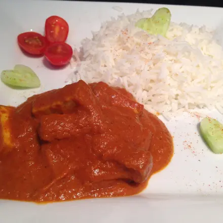 "Butter Chicken" mit gebratenem Tofu - Vegan