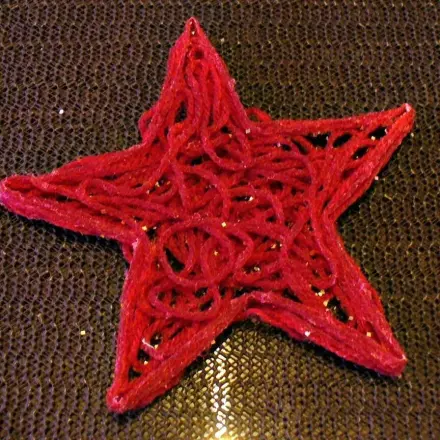 Adventsschmuck: Stern aus Wolle