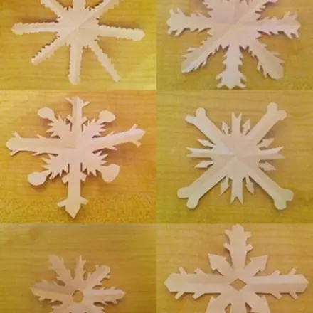 Schneeflocken basteln - Anleitung