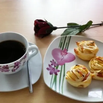 Apfel-Blätterteig-Rosen