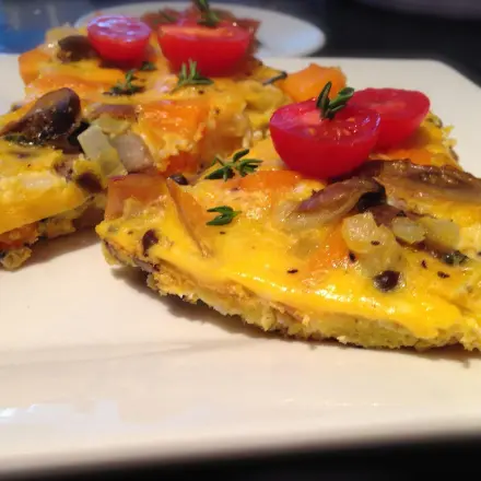 Omelett mit Butternut Kürbis, Champignons & Salbei - vegetarisch