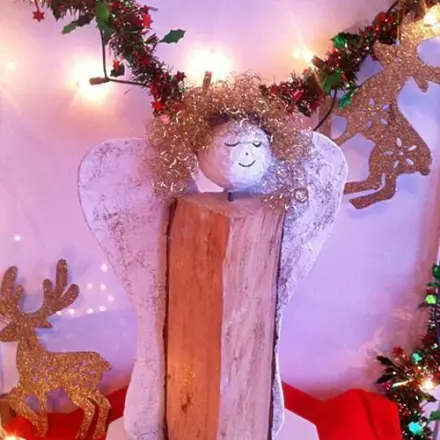 Kaminholz-Engel basteln