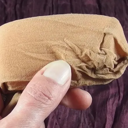 Duschschwamm aus Nylonstrumpfhose selber machen