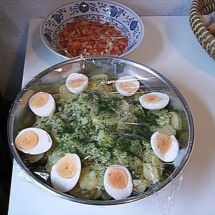 Kartoffelsalat mit Eiern
