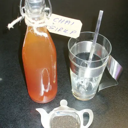 Orientalischer Sirup für Tee und Kaffee