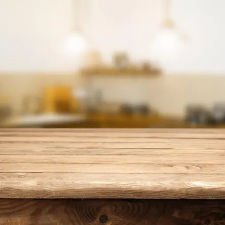 Esstisch blitzsauber und wie neu