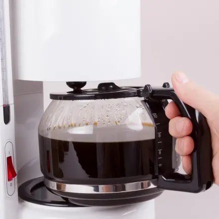 Kaffeemaschine mit digitaler Zeitschaltuhr