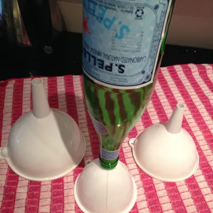 Vasen und Flaschen mit engem Hals trocknen