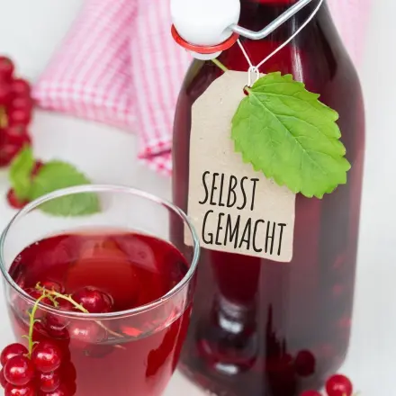 Fruchtsirup ganz einfach selber herstellen