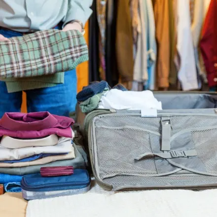 Trocknertücher im Koffer und im Kleiderschrank