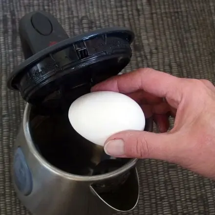 Frühstückseier aus dem Wasserkocher