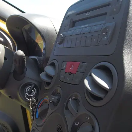 Günstige Cockpitpflege mit Babypflegetüchern