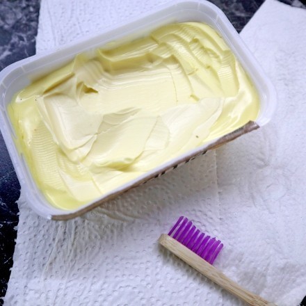 Margarine als Felgenreiniger