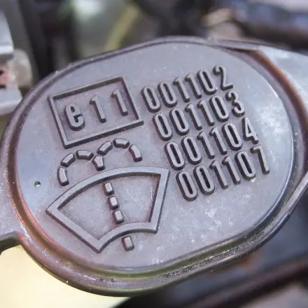 Beim Scheibenwaschmittel sparen