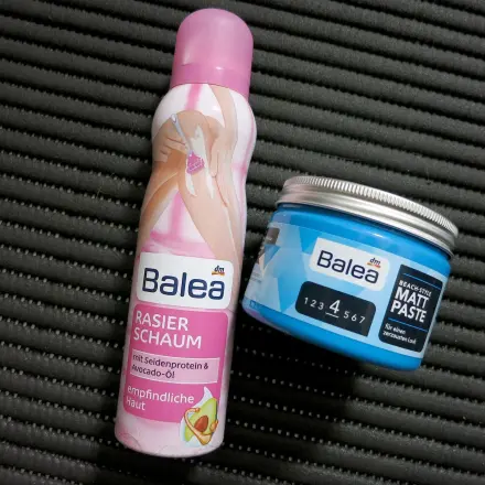 Haargel mit Rasierschaum entfernen