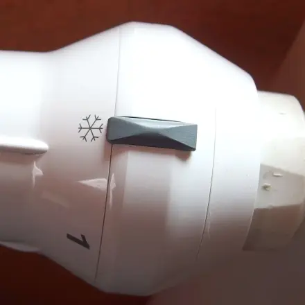 Heizungs-Thermostat geht zu früh auf trotz Frostschutz