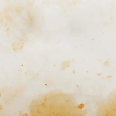 Gelbe Flecken wie Wasserflecken, Nikotingelb etc. überstreichen