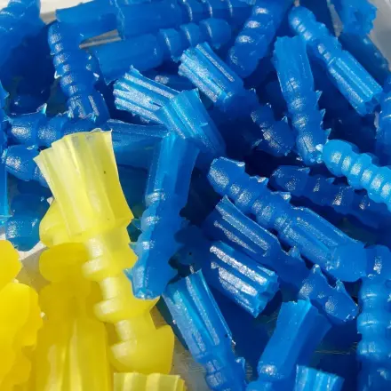 Dübeln mit Blitzzement