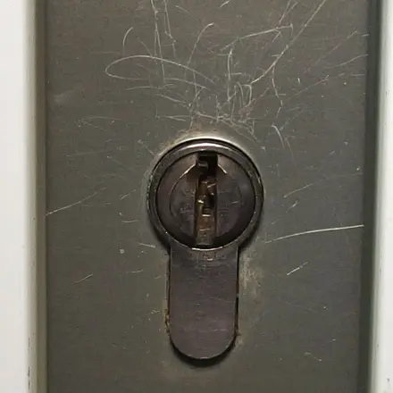 Zylinderschloss "ölen"