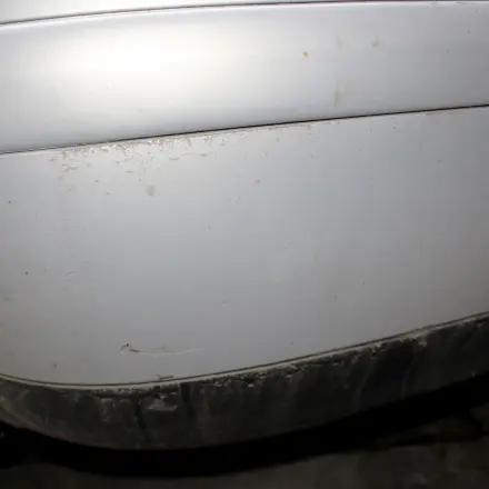 Hartnäckigen Schmutz am Lack entfernen