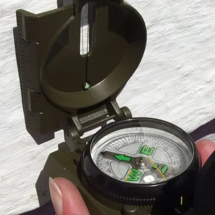 Stahlträger in der Wand finden