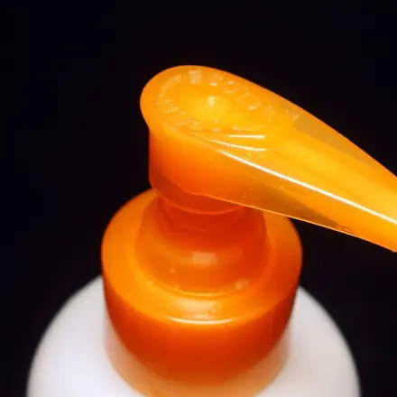 Haarshampoo sparsam verwenden