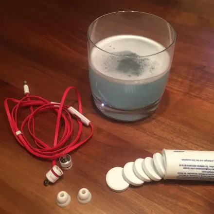 Verschmutzte Ohrstöpsel (von In-Ear-Kopfhörern) reinigen