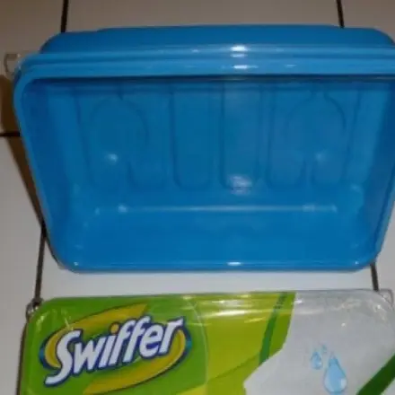 Leere Swiffer Boxen für Reinigungstücher weiterbenutzen
