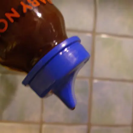 Babyfläschchen für Salatdressing